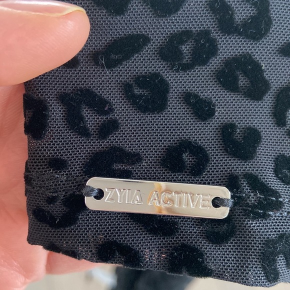 ZYIA Black Leopard Mesh Tank XXL BNWT Sheer Cheetah Top Peekaboo Slit - Picture 6 of 7